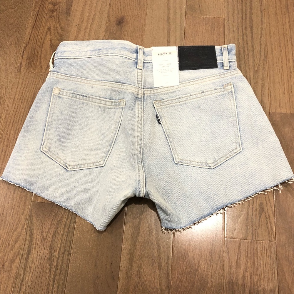 LEVI'S MADE & CRAFTED CHEEKY LIGHT BLUE HIGH SHORT - Picture 4 of 8